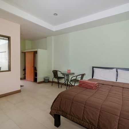 Banlanna Hotel Lampang Esterno foto
