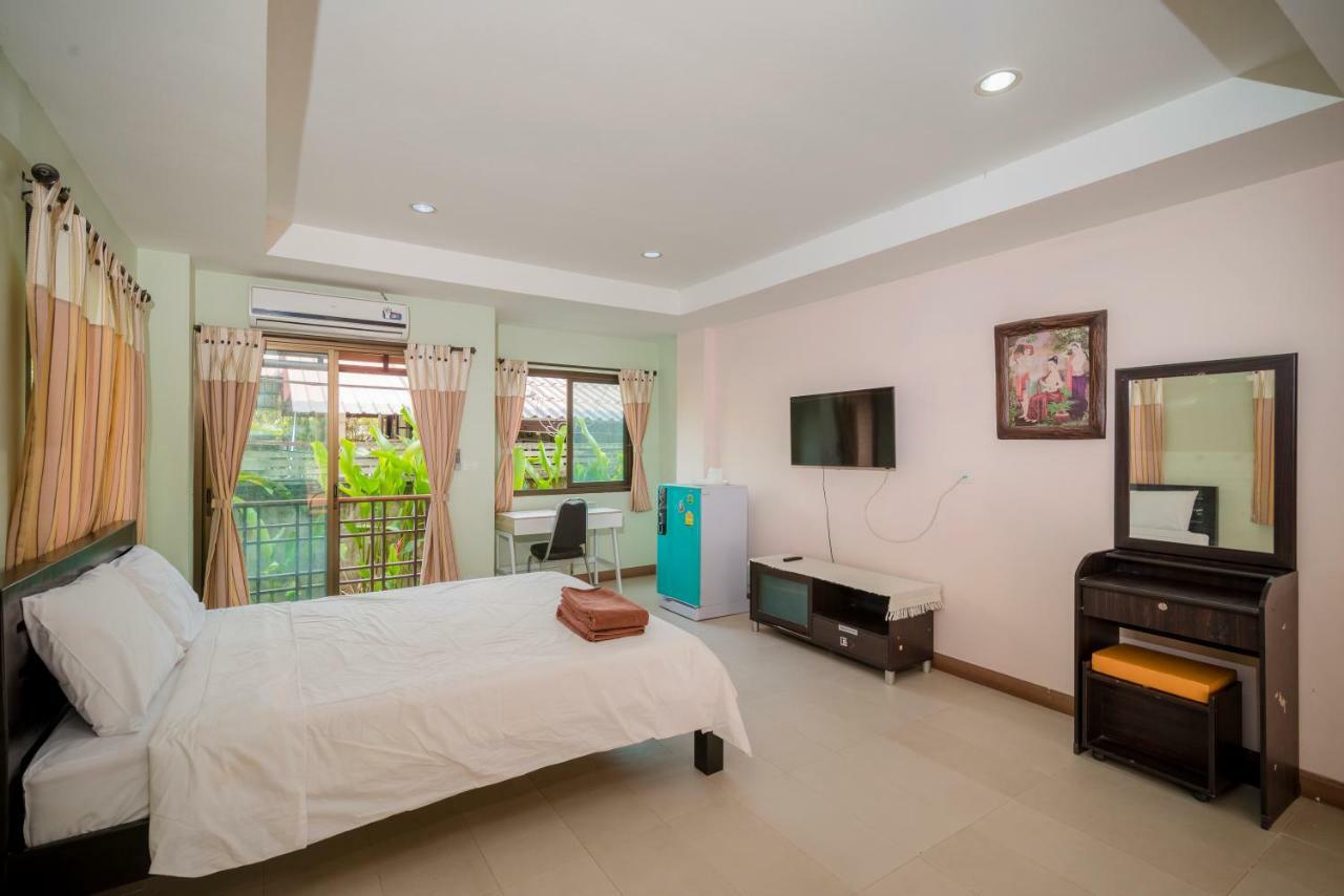 Banlanna Hotel Lampang Esterno foto