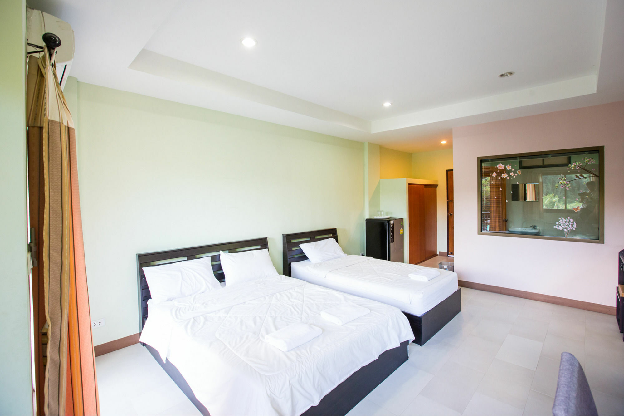 Banlanna Hotel Lampang Esterno foto