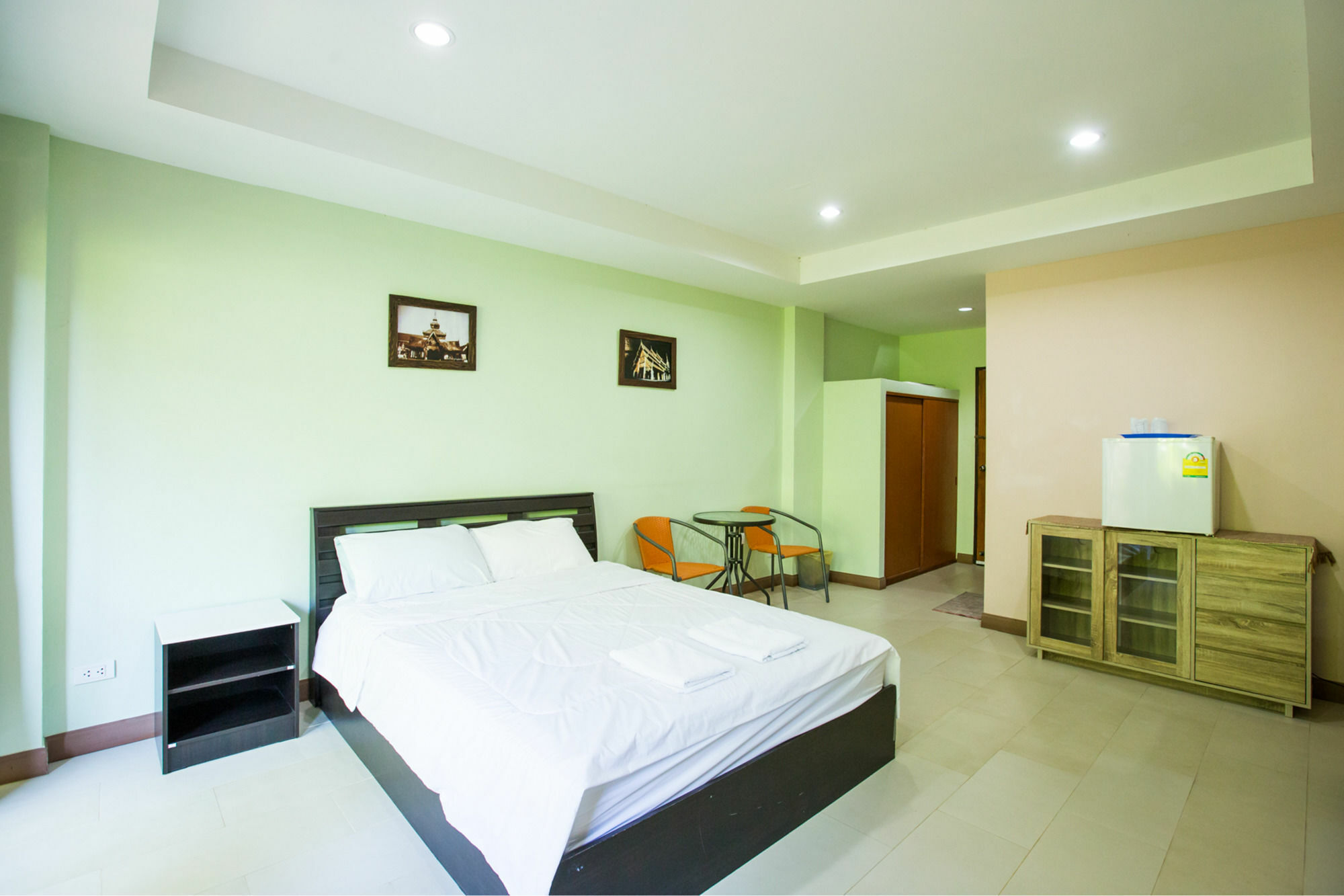 Banlanna Hotel Lampang Esterno foto